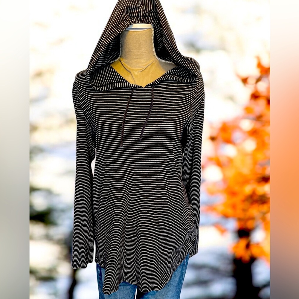 Eddie Bauer Outdoor Women’s Hoodie Size LT